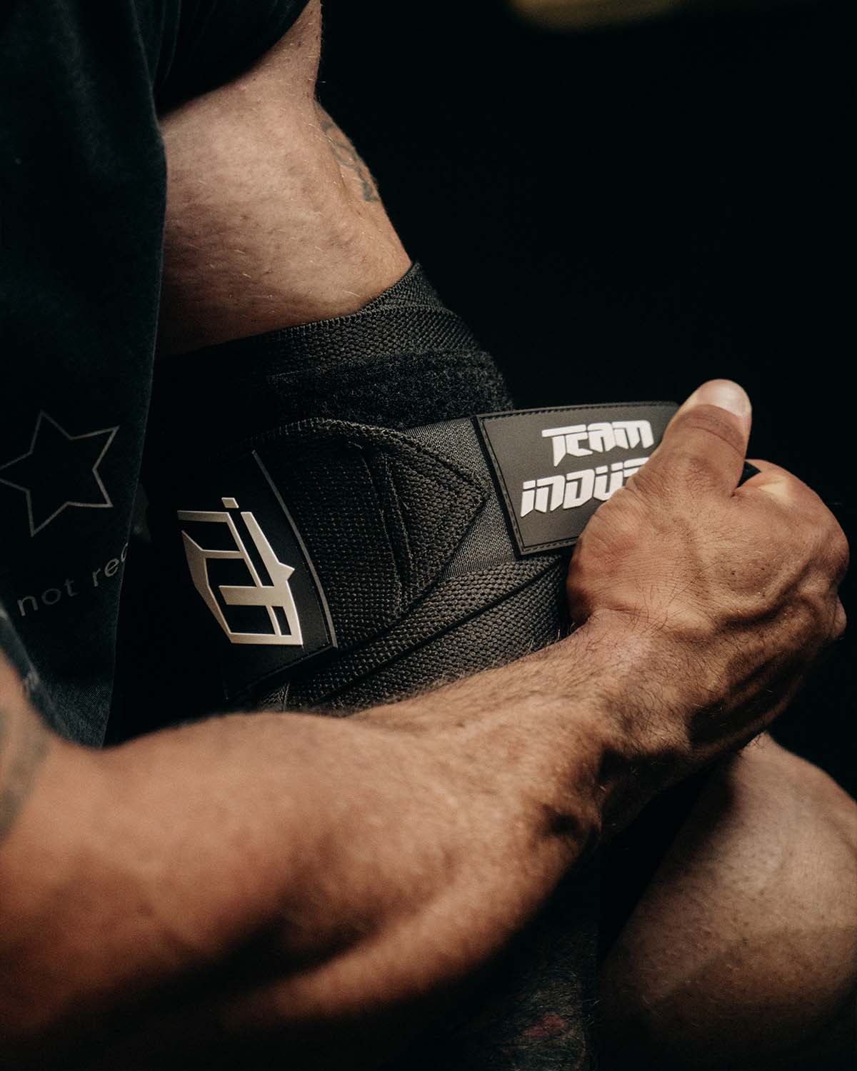 elbow wraps for bench press